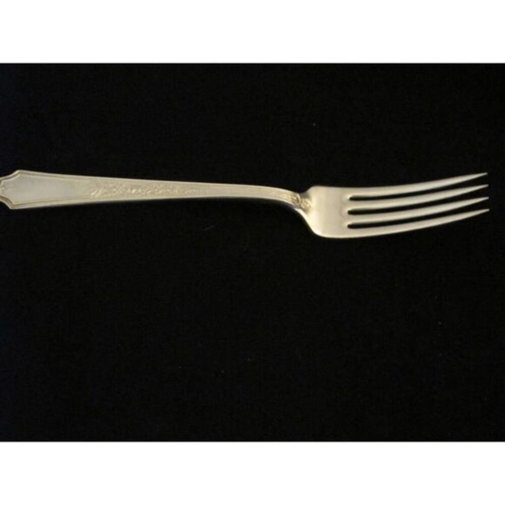 1847 Rogers Bros. Ancestral‎ Dinner Fork (s) International Silver
